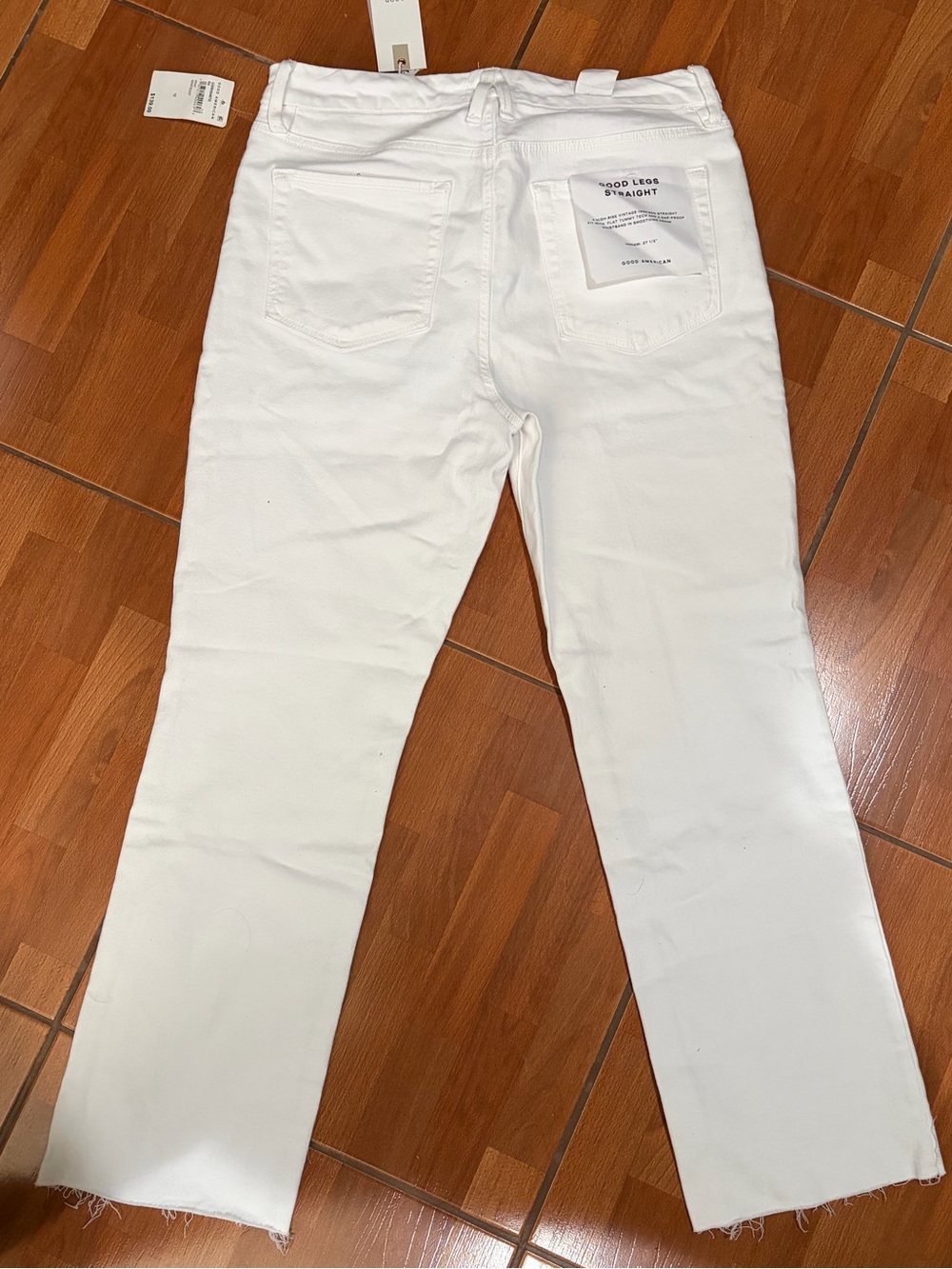 Good American White Straight-Leg Jeans with Price Tag - Picture 3 of 4